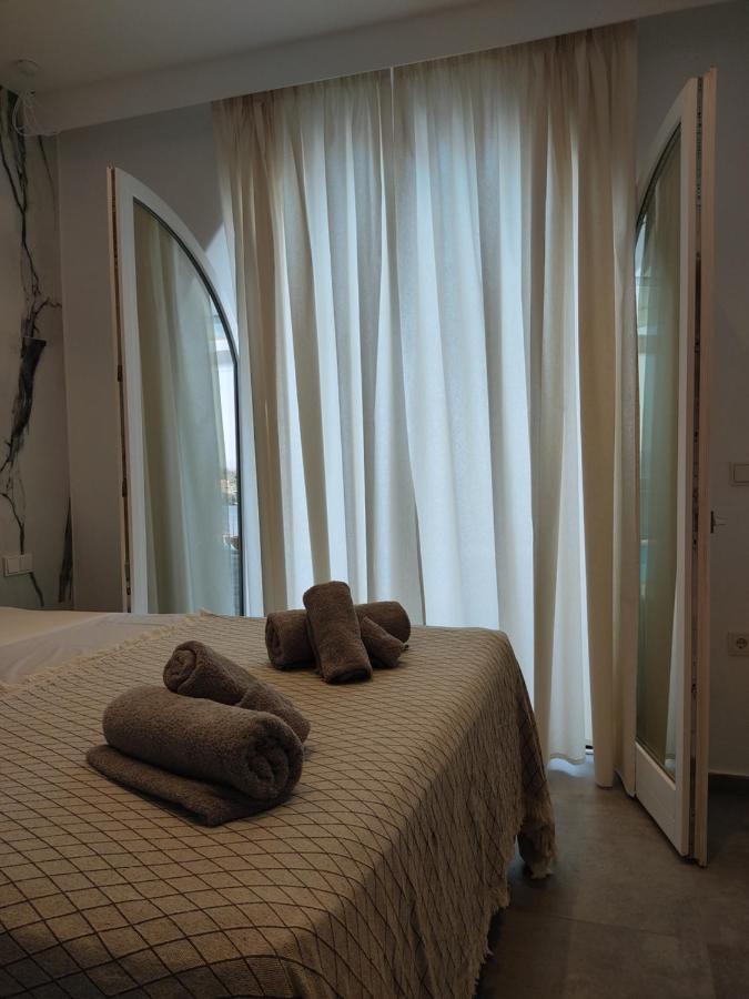 Luxury Apartments La Villa (Adults Only) Khórto Ngoại thất bức ảnh